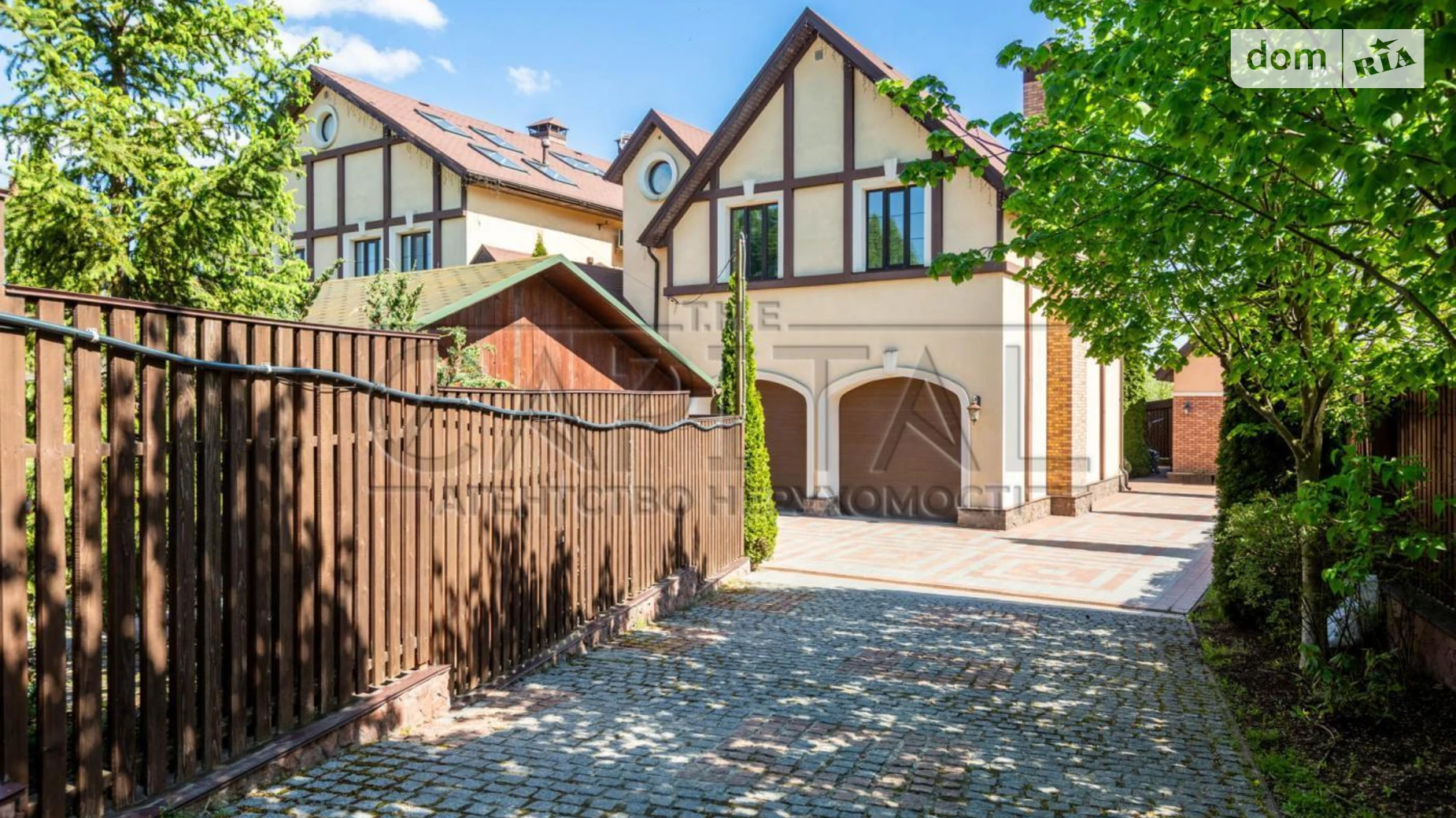 Сдается в аренду дом на 3 этажа 618 кв. м с бассейном, цена: 10000 $ - фото 4