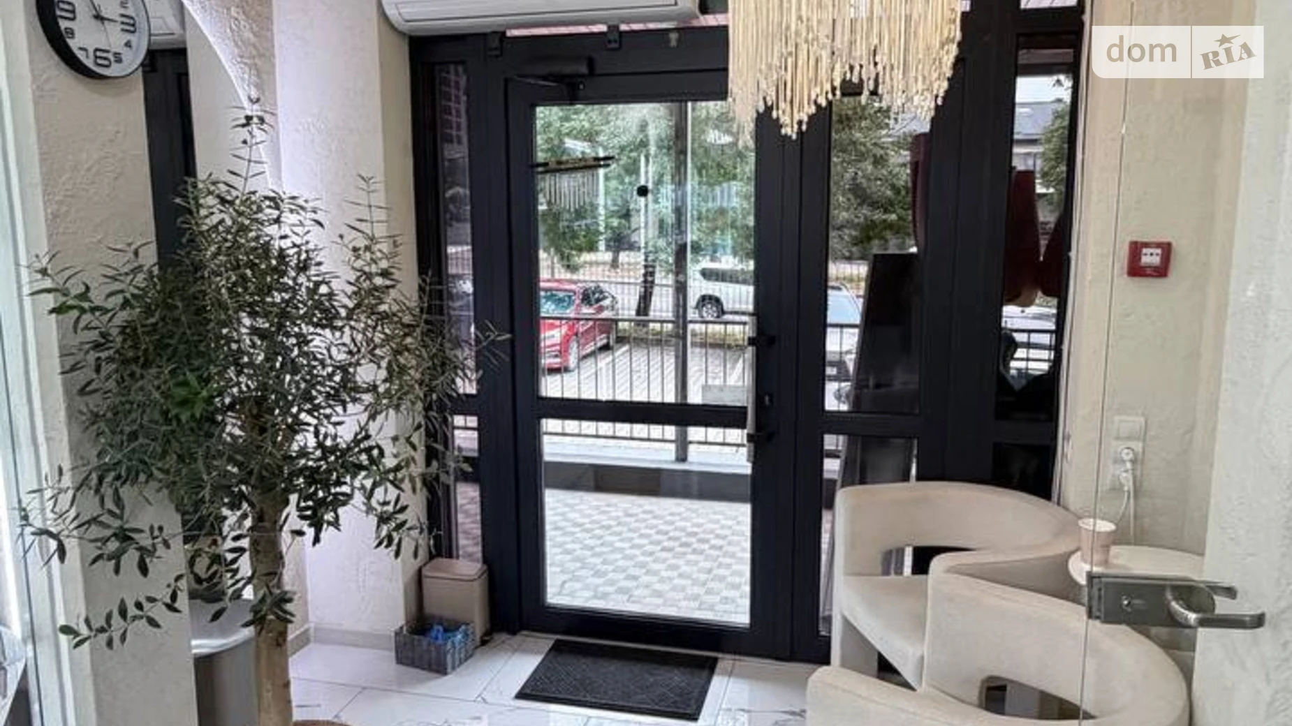 Продается объект сферы услуг 84.5 кв. м в 9-этажном здании, цена: 290000 $ - фото 4