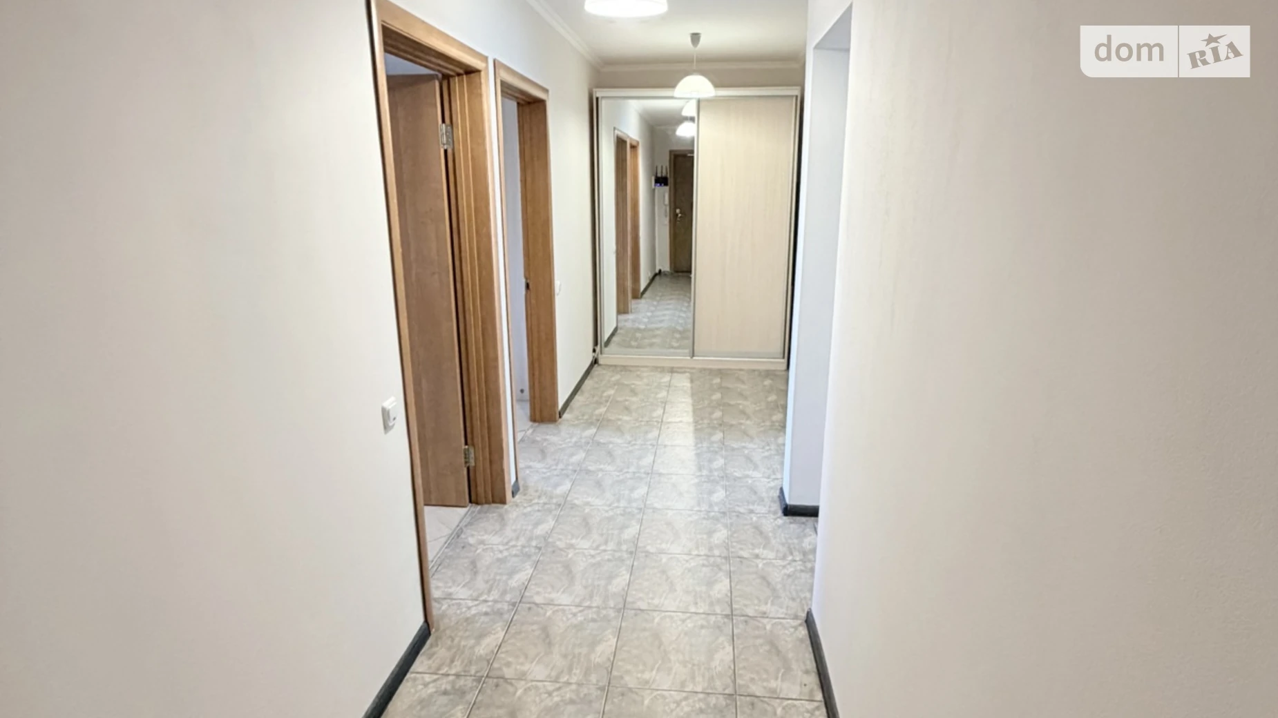 Продается 3-комнатная квартира 70 кв. м в Киеве, просп. Владимира Ивасюка, 27А - фото 3