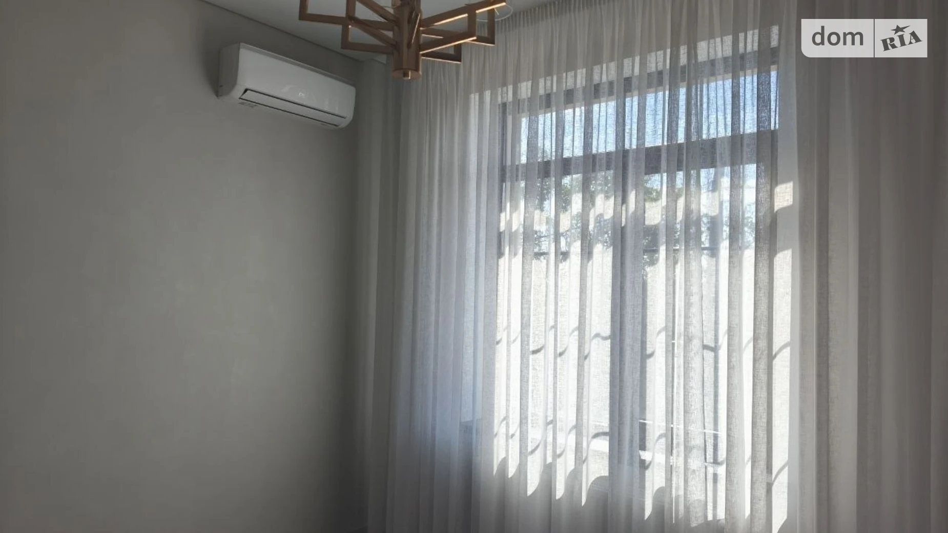 Продается дом на 2 этажа 225 кв. м с садом, цена: 670000 $ - фото 3