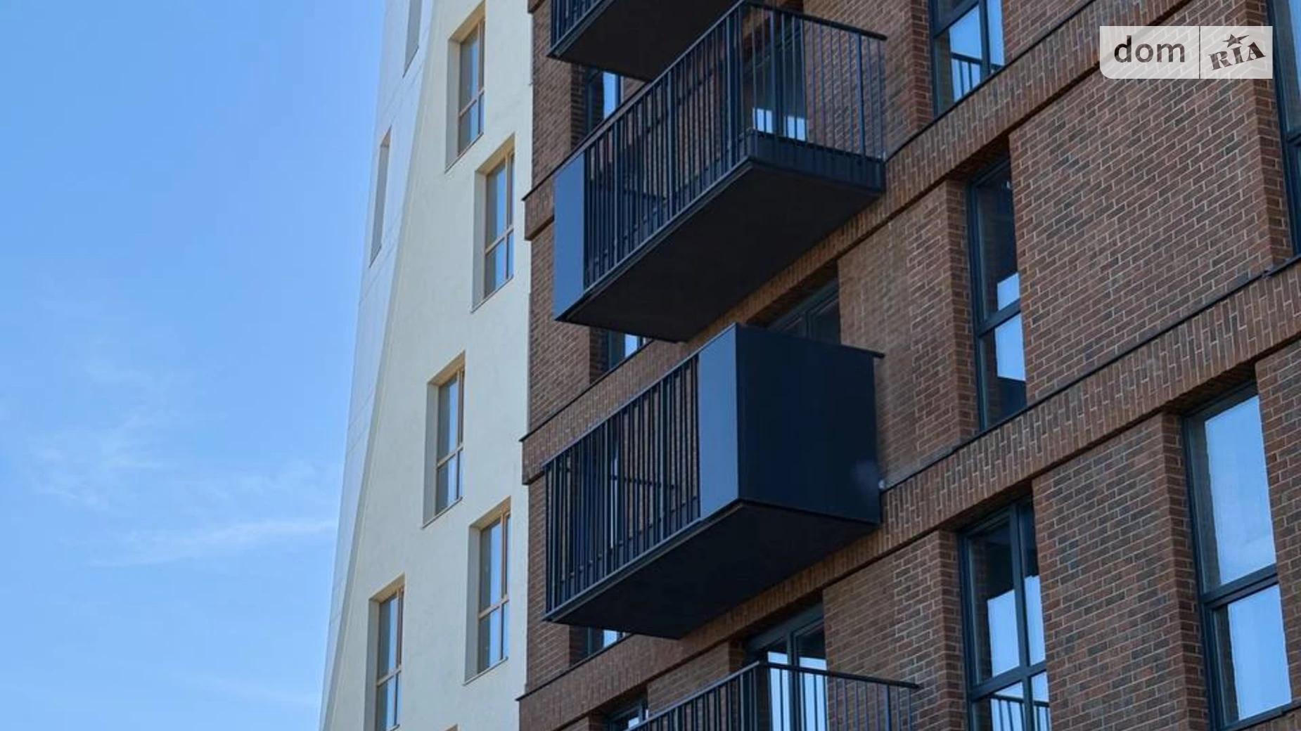 Продается 1-комнатная квартира 52.7 кв. м в Львове, ул. Студинского - фото 2
