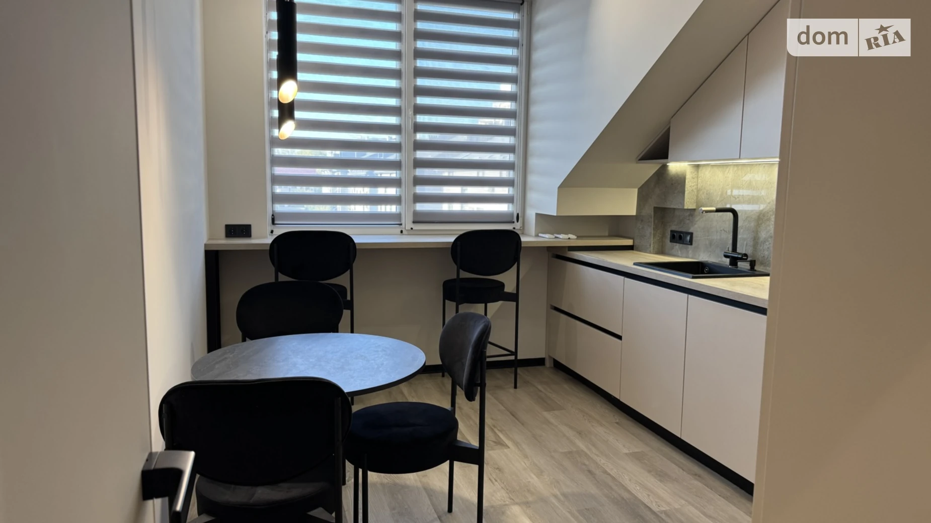 Продается 2-комнатная квартира 69 кв. м в Ужгороде, ул. Петра Линтура, 21 - фото 4