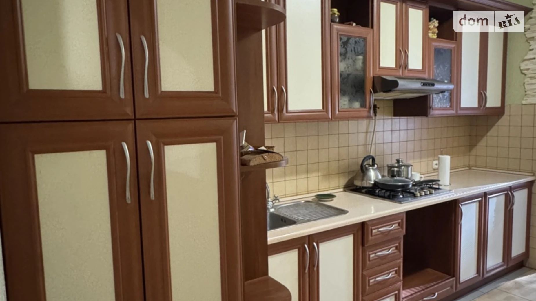 Продается 3-комнатная квартира 62.3 кв. м в Ровно, ул. Коновальца Евгения, 12 - фото 2