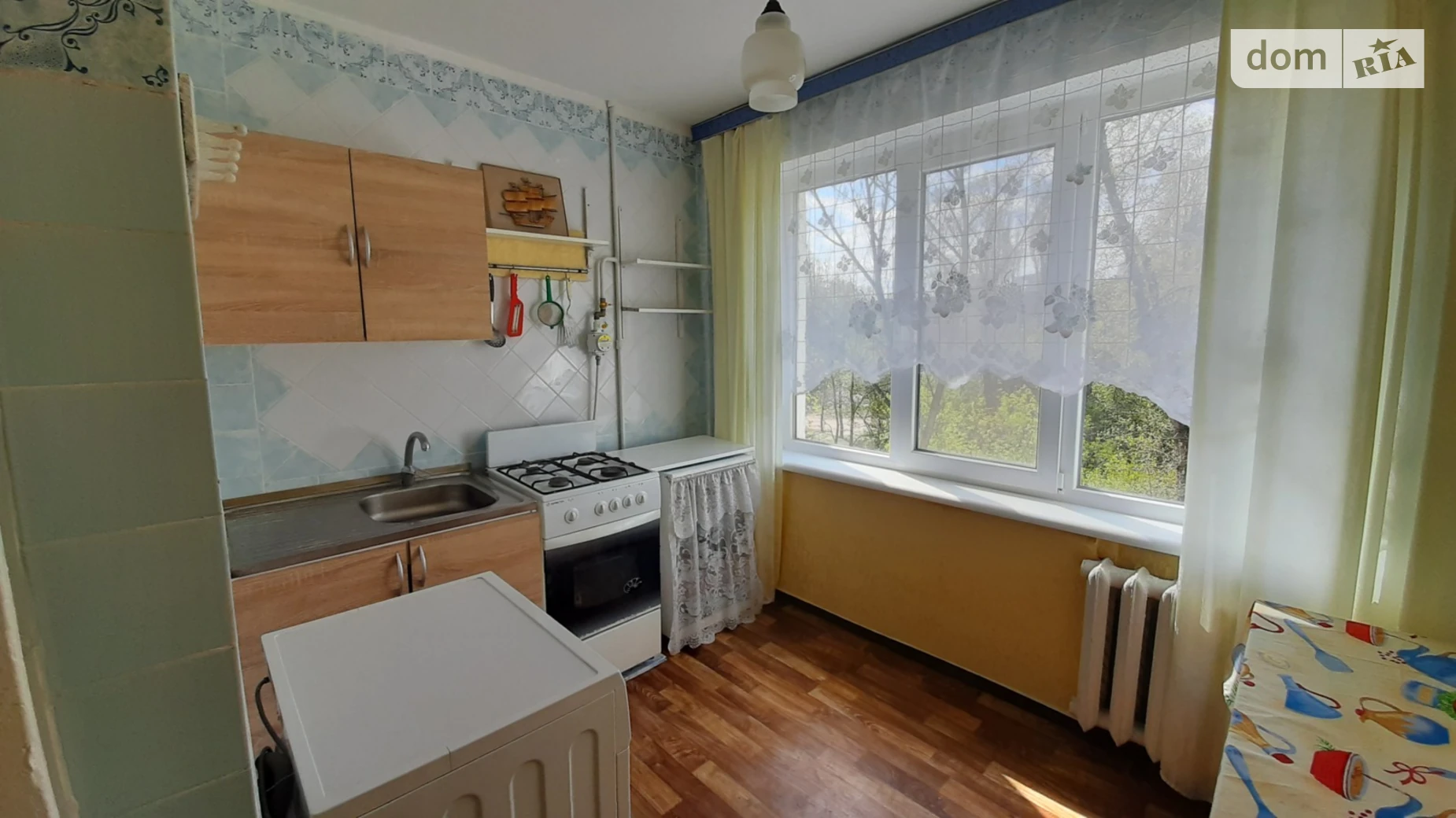 Продается 1-комнатная квартира 34 кв. м в Киеве, ул. Ивана Дзюбы(Семьи Сосниных), 12 - фото 2