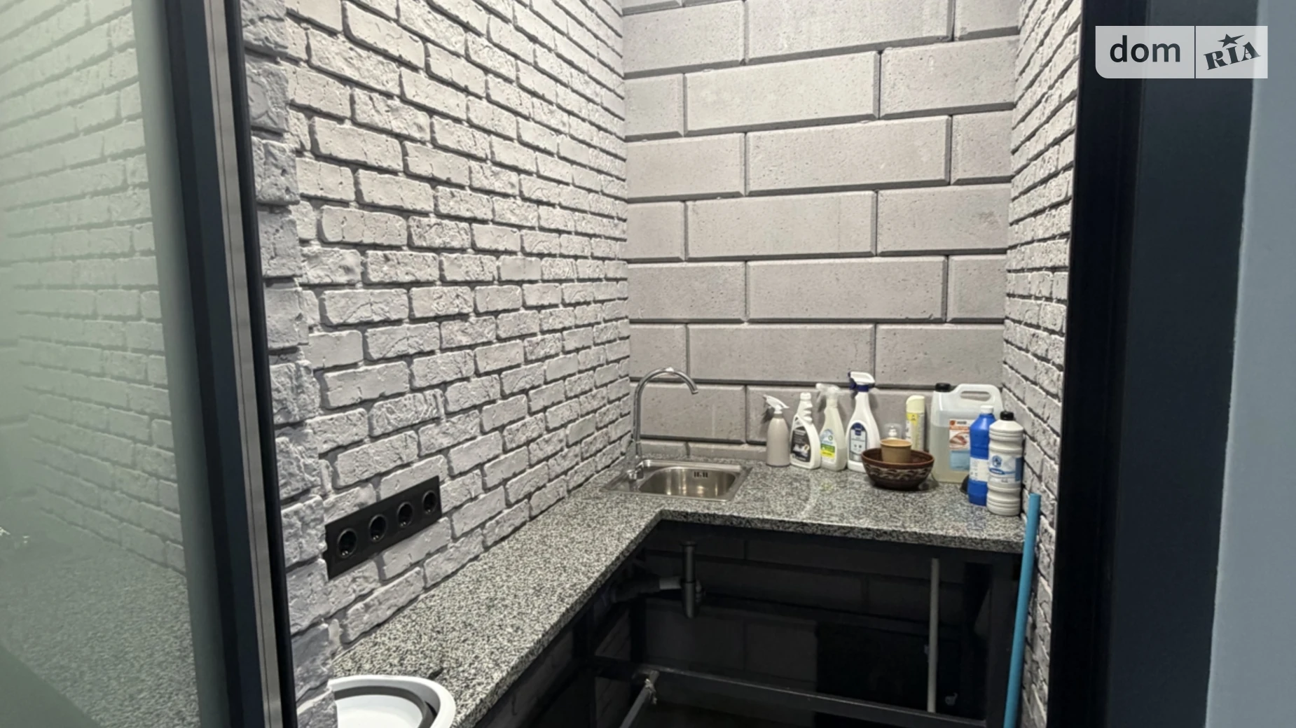 Сдается в аренду дом на 5 этажа 750 кв. м с подвалом, цена: 12000 $ - фото 5