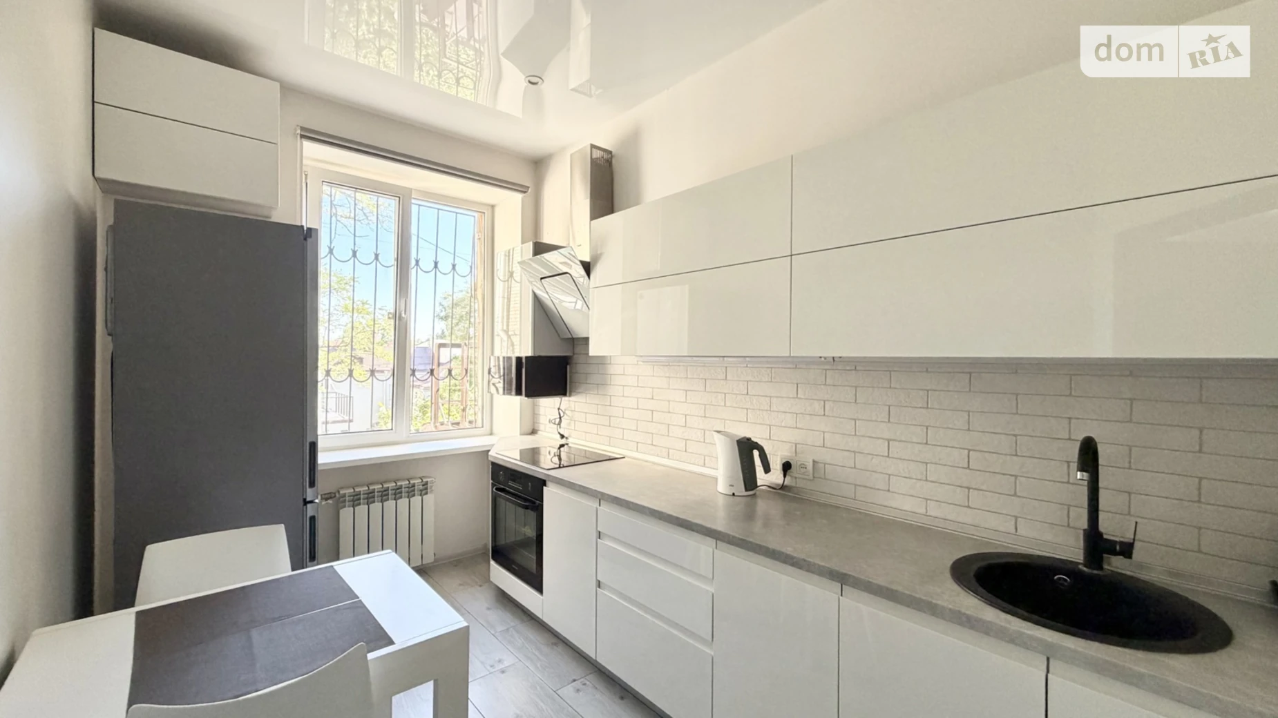 2-комнатная квартира 65 кв. м в Запорожье, просп. Соборный - фото 2