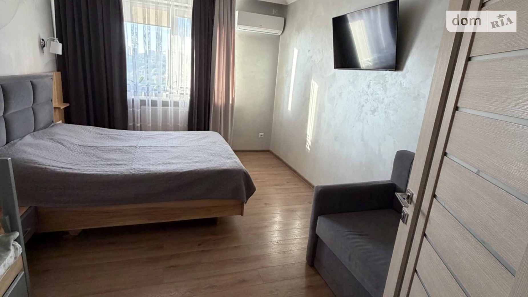 Продається 2-кімнатна квартира 65 кв. м у Чернівцях, вул. Комарівська, 4 - фото 5