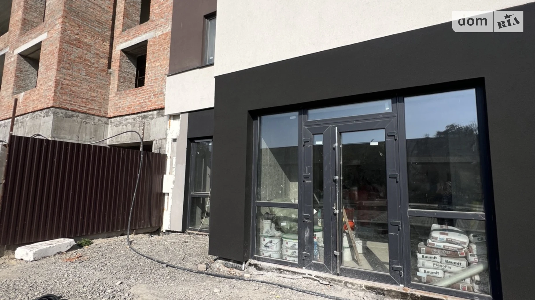 Сдается в аренду офис 52 кв. м в бизнес-центре, цена: 780 $ - фото 3