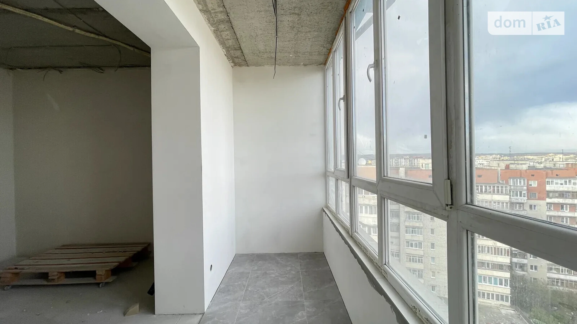 Продается 4-комнатная квартира 184.6 кв. м в Ивано-Франковске, ул. Галицкая, 120А - фото 5