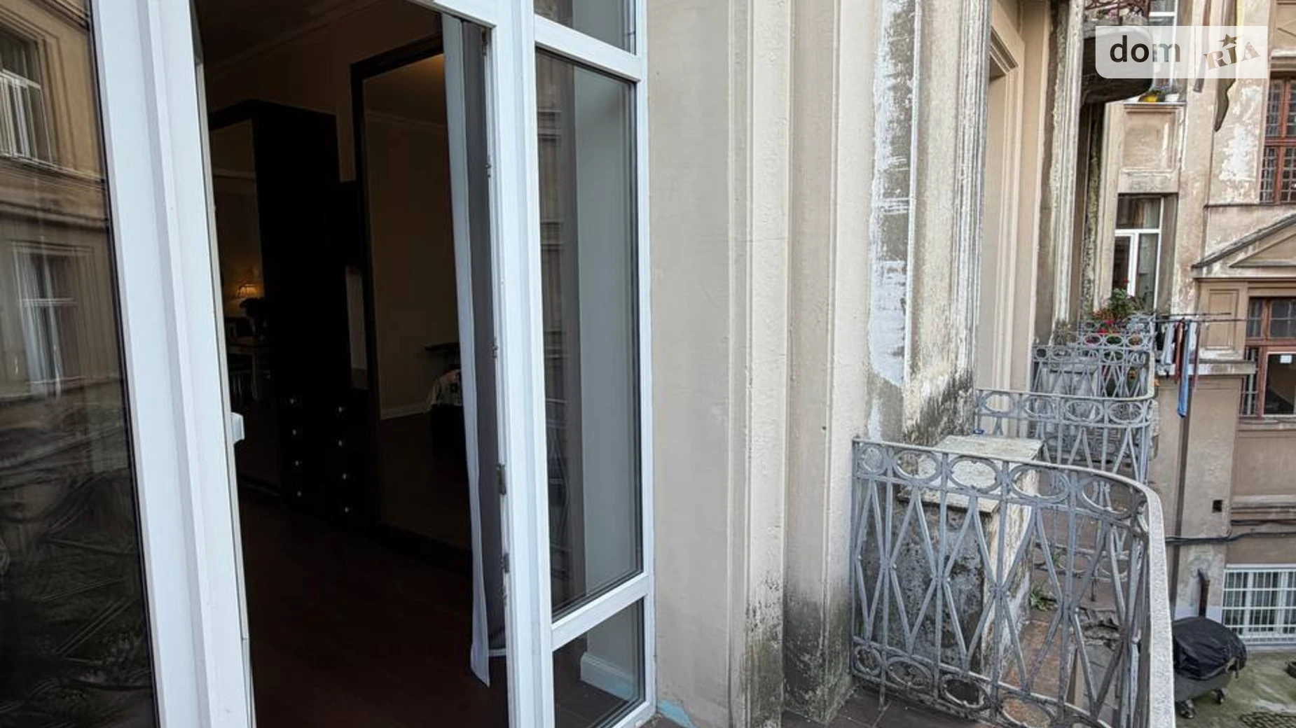 Продається 3-кімнатна квартира 130 кв. м у Львові, вул. Гнатюка Академіка, 24 - фото 3