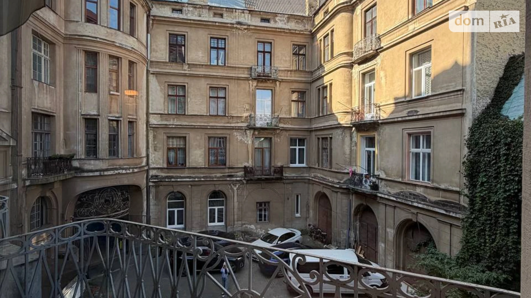 Продається 3-кімнатна квартира 130 кв. м у Львові, вул. Гнатюка Академіка, 24 - фото 4