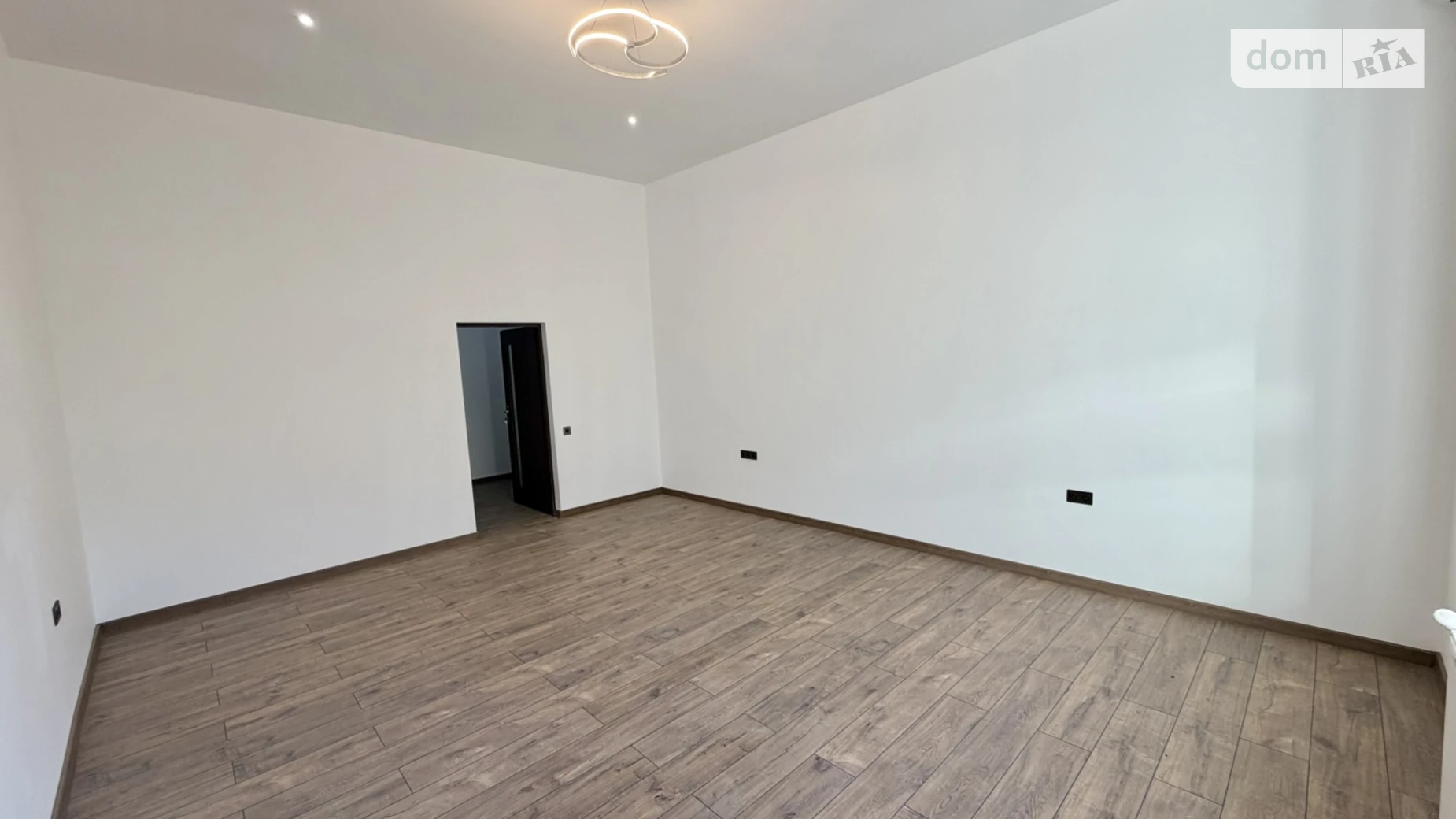 Сдается в аренду офис 85 кв. м в бизнес-центре, цена: 1000 $ - фото 4