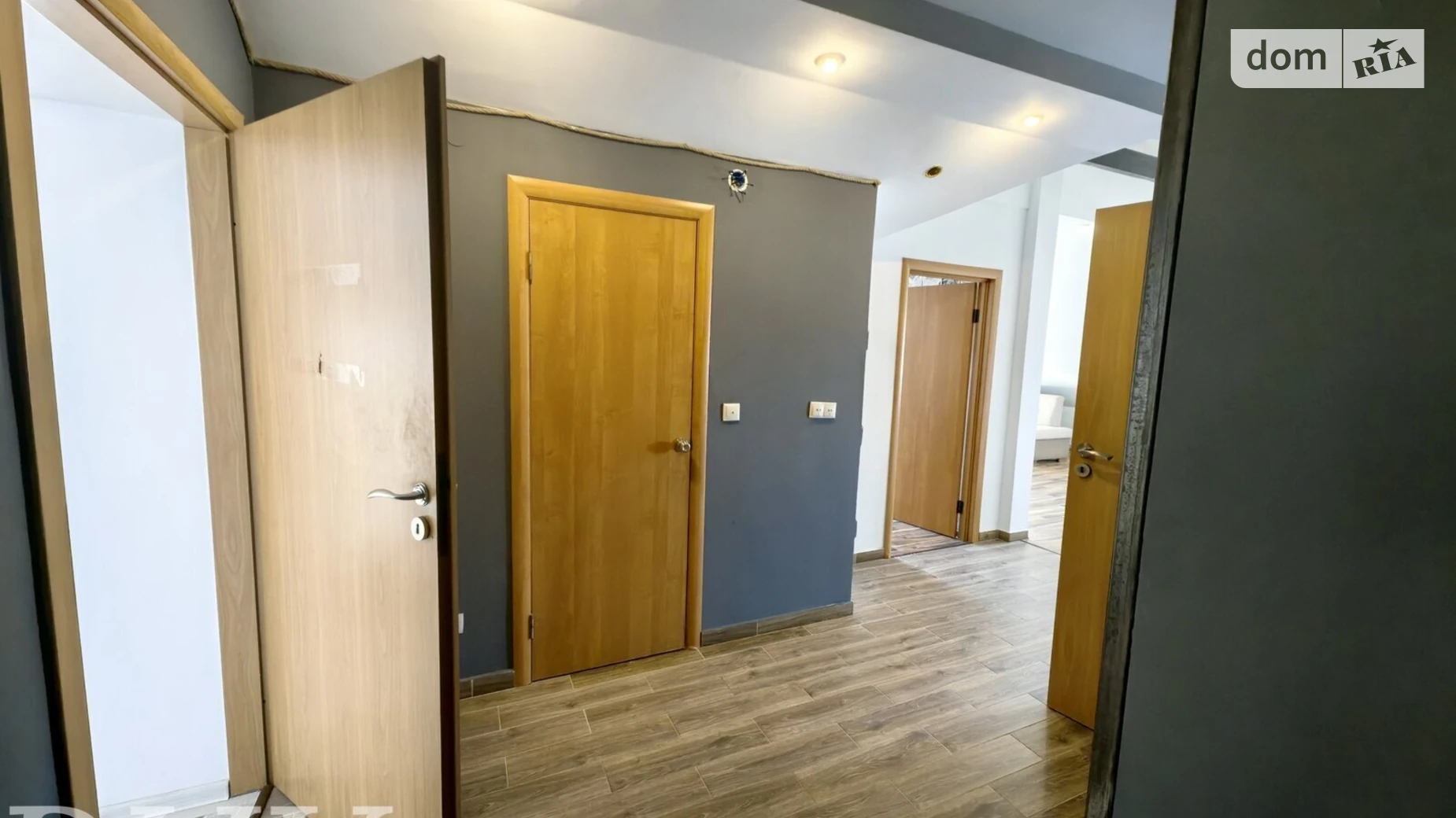 Продається 3-кімнатна квартира 90 кв. м у Ужгороді, вул. Вишнева(Осипенко), 22 - фото 4