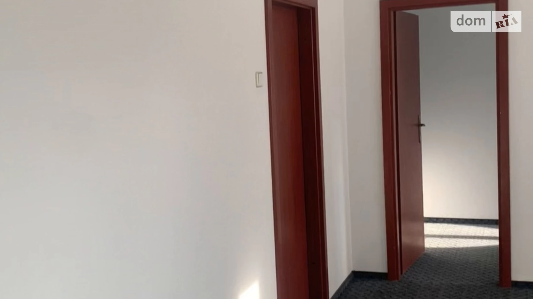 Сдается в аренду офис 42 кв. м в бизнес-центре, цена: 12474 грн - фото 4