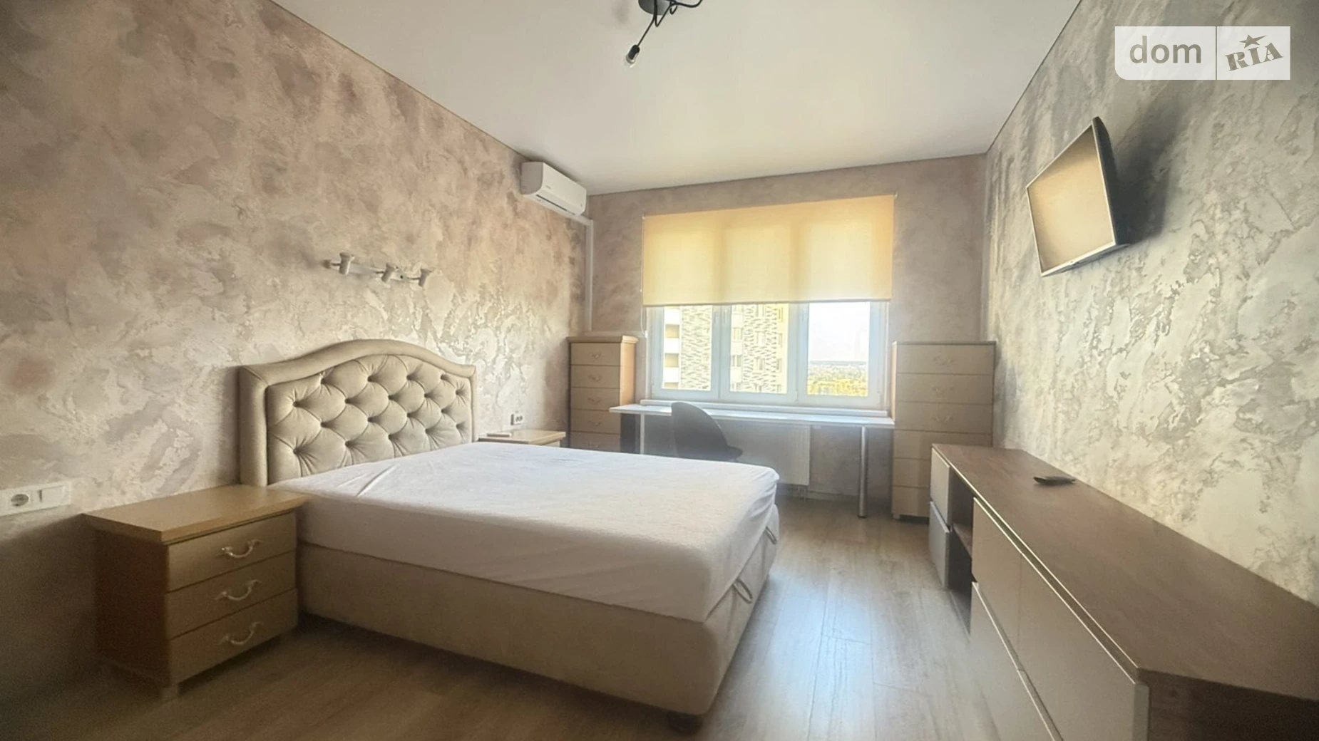 Сдается в аренду 1-комнатная квартира 52 кв. м в Киеве, ул. Ревуцкого, 54Б - фото 2