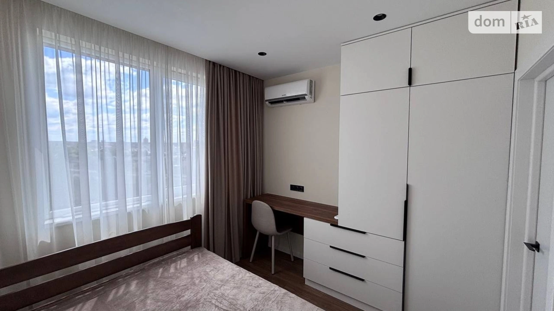 Продается 1-комнатная квартира 40 кв. м в Львове, ул. Венгерская, 14К - фото 5