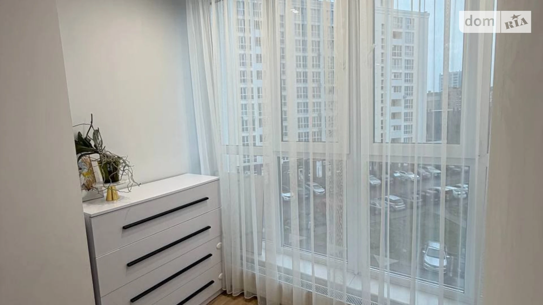 Продается 1-комнатная квартира 50.1 кв. м в Чернигове, ул. Независимости, 15 - фото 2