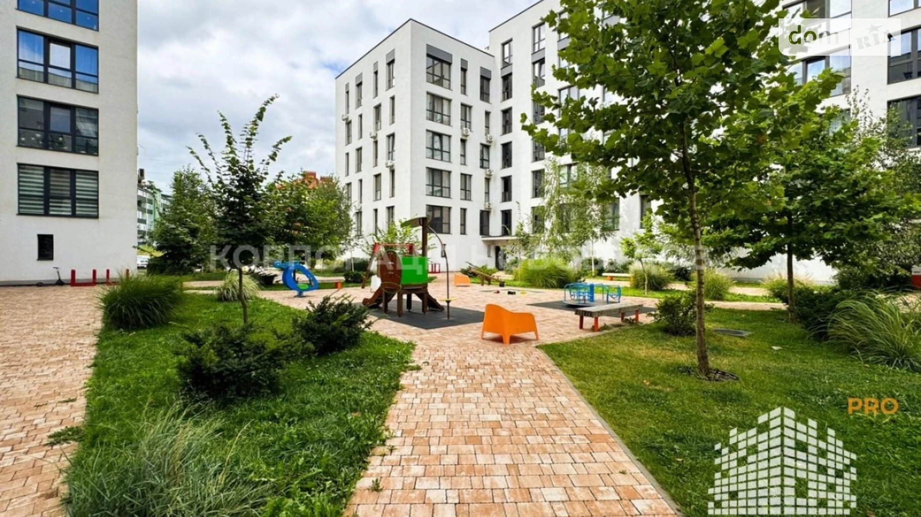 Продається 3-кімнатна квартира 99.2 кв. м у Минаї, вул. Августина Волошина, 22 - фото 2