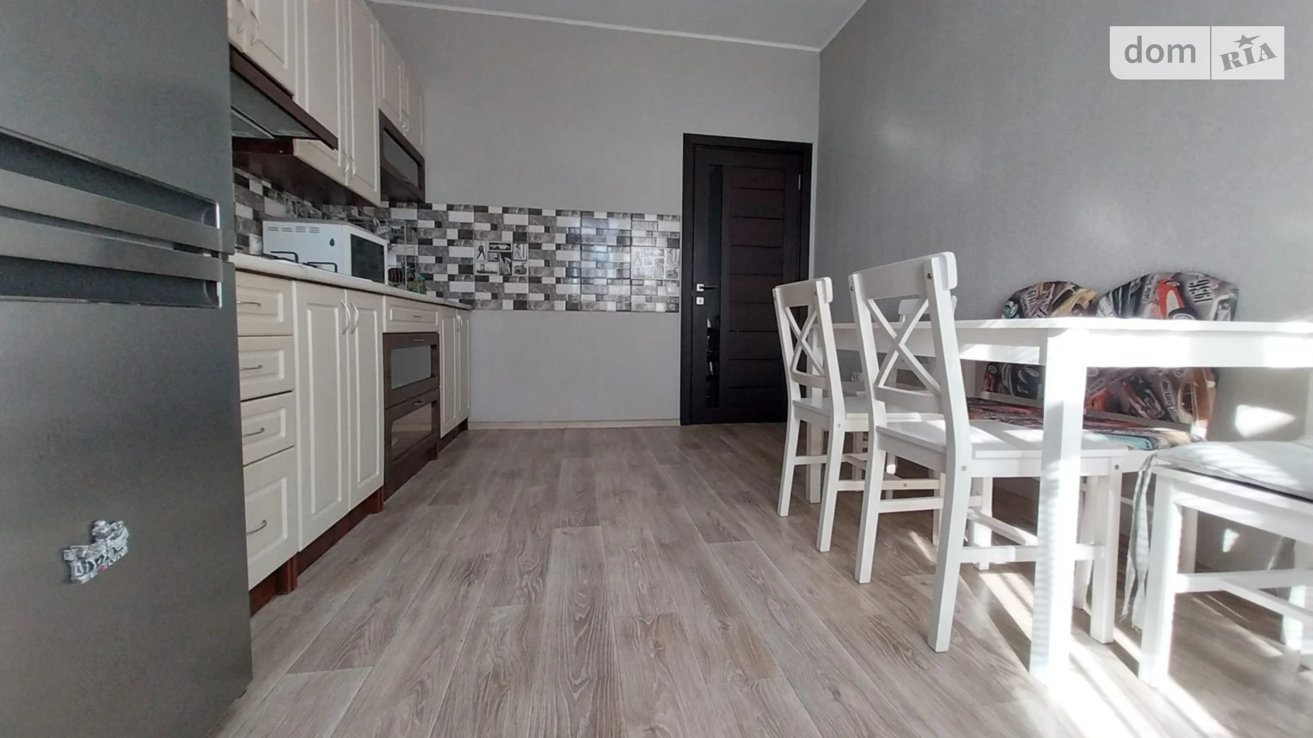 Продается 1-комнатная квартира 40 кв. м в Чернигове, ул. Королева, 16Б - фото 4