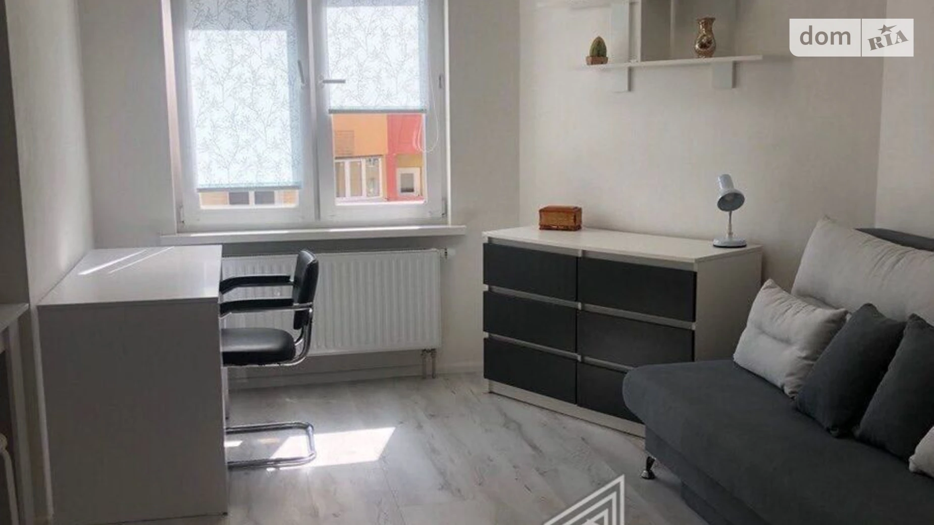 Продается 1-комнатная квартира 35 кв. м в Киеве, ул. Самойло Кошки(Маршала Конева), 5Б - фото 2