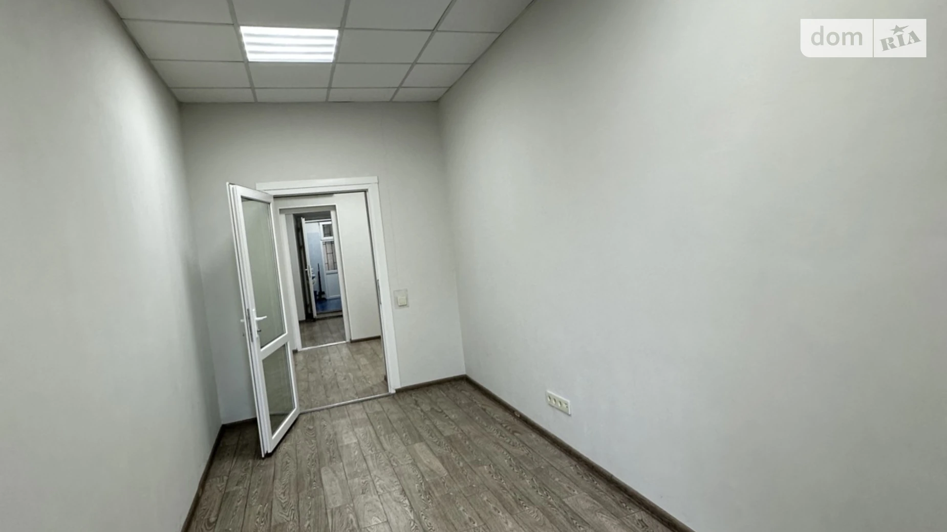 Сдается в аренду помещения свободного назначения 35 кв. м в 2-этажном здании, цена: 9500 грн - фото 3