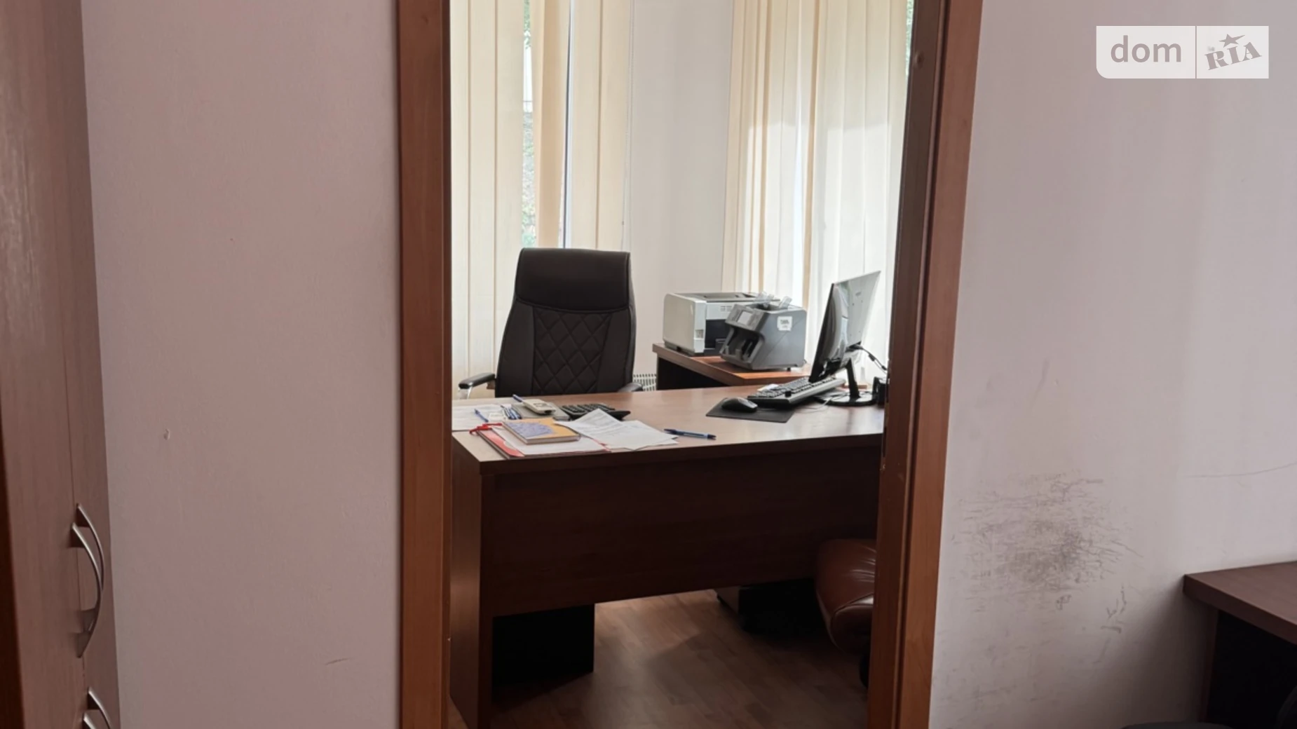 Здається в оренду офіс 29.1 кв. м в бізнес-центрі, цена: 699 $ - фото 2