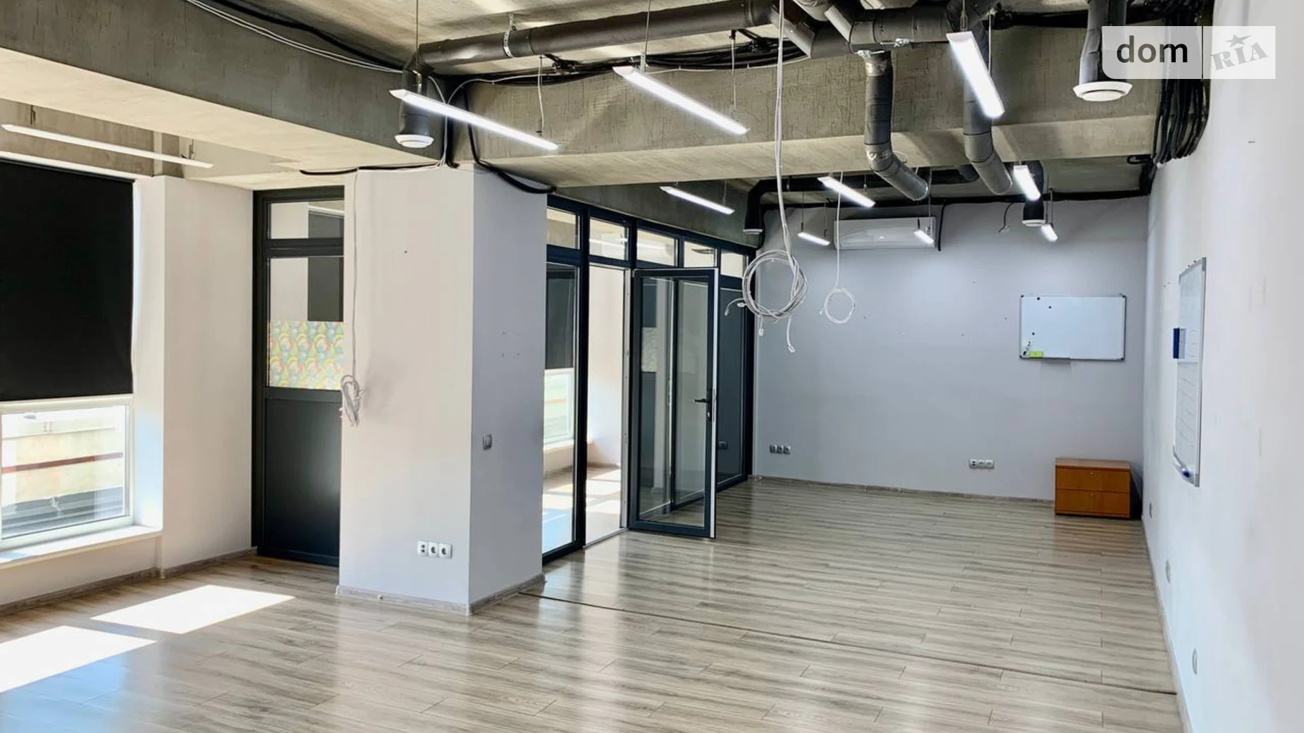 Здається в оренду офіс 136 кв. м в бізнес-центрі, цена: 1360 $ - фото 5