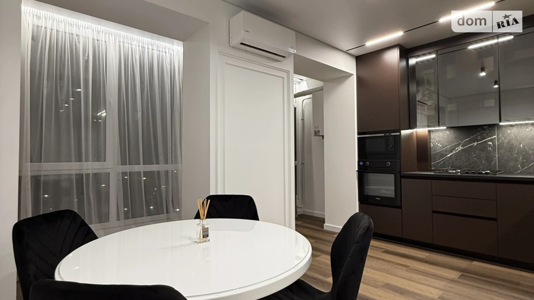 Продається 2-кімнатна квартира 74 кв. м у Івано-Франківську, цена: 124900 $ - фото 2