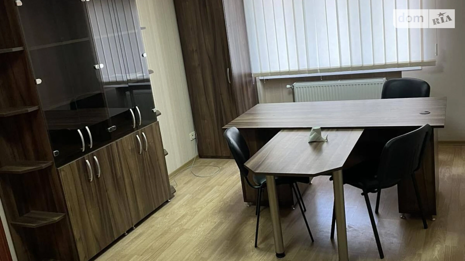 Сдается в аренду офис 65 кв. м в бизнес-центре, цена: 600 $ - фото 5