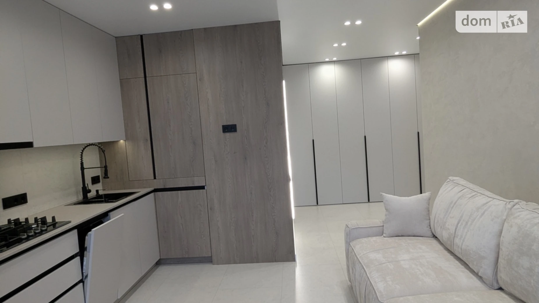 Продается 1-комнатная квартира 42.1 кв. м в Ивано-Франковске, цена: 108000 $ - фото 3
