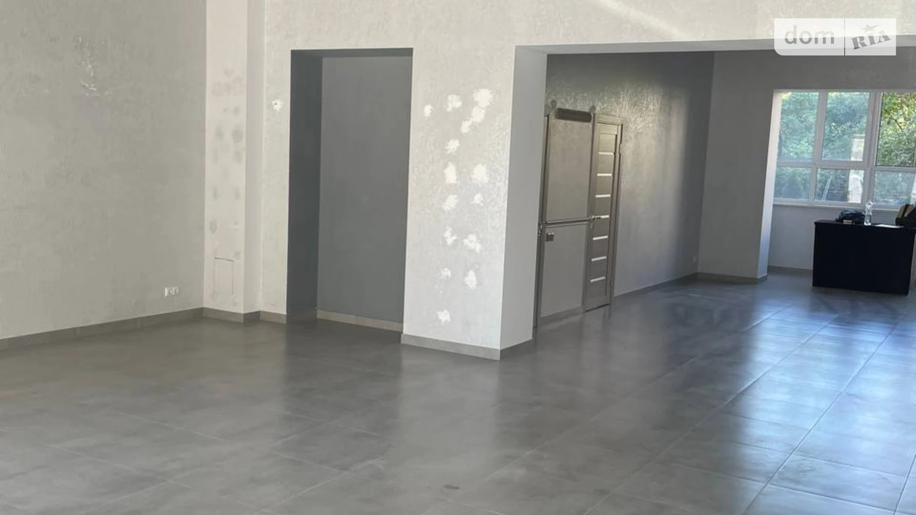 Здається в оренду приміщення вільного призначення 105 кв. м в 10-поверховій будівлі, цена: 50000 грн - фото 2