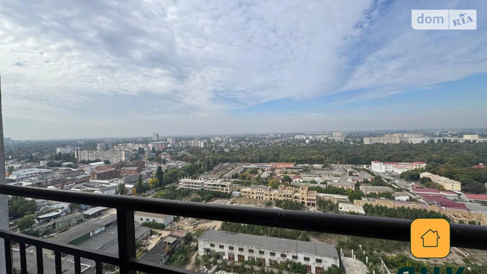 Продается 2-комнатная квартира 67 кв. м в Одессе, ул. Краснова, 1Г - фото 4