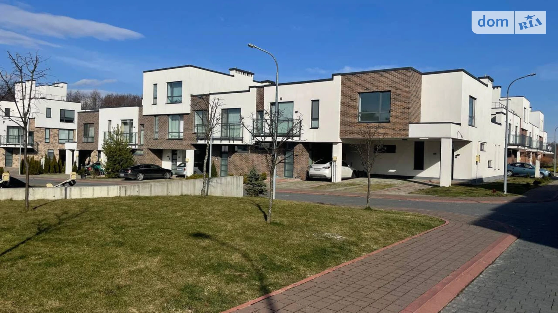 Сдается в аренду дом на 3 этажа 150 кв. м с участком, цена: 1200 $ - фото 4