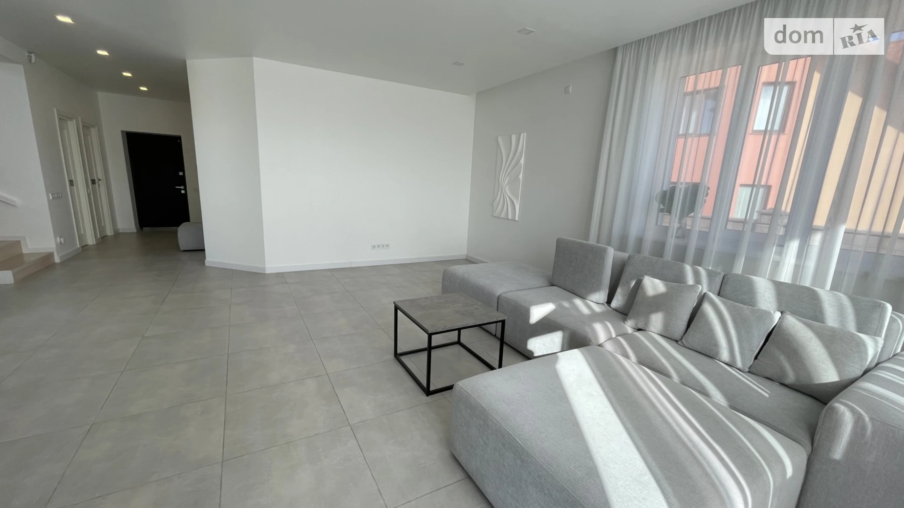 Продается дом на 2 этажа 214 кв. м с террасой, цена: 267000 $ - фото 3
