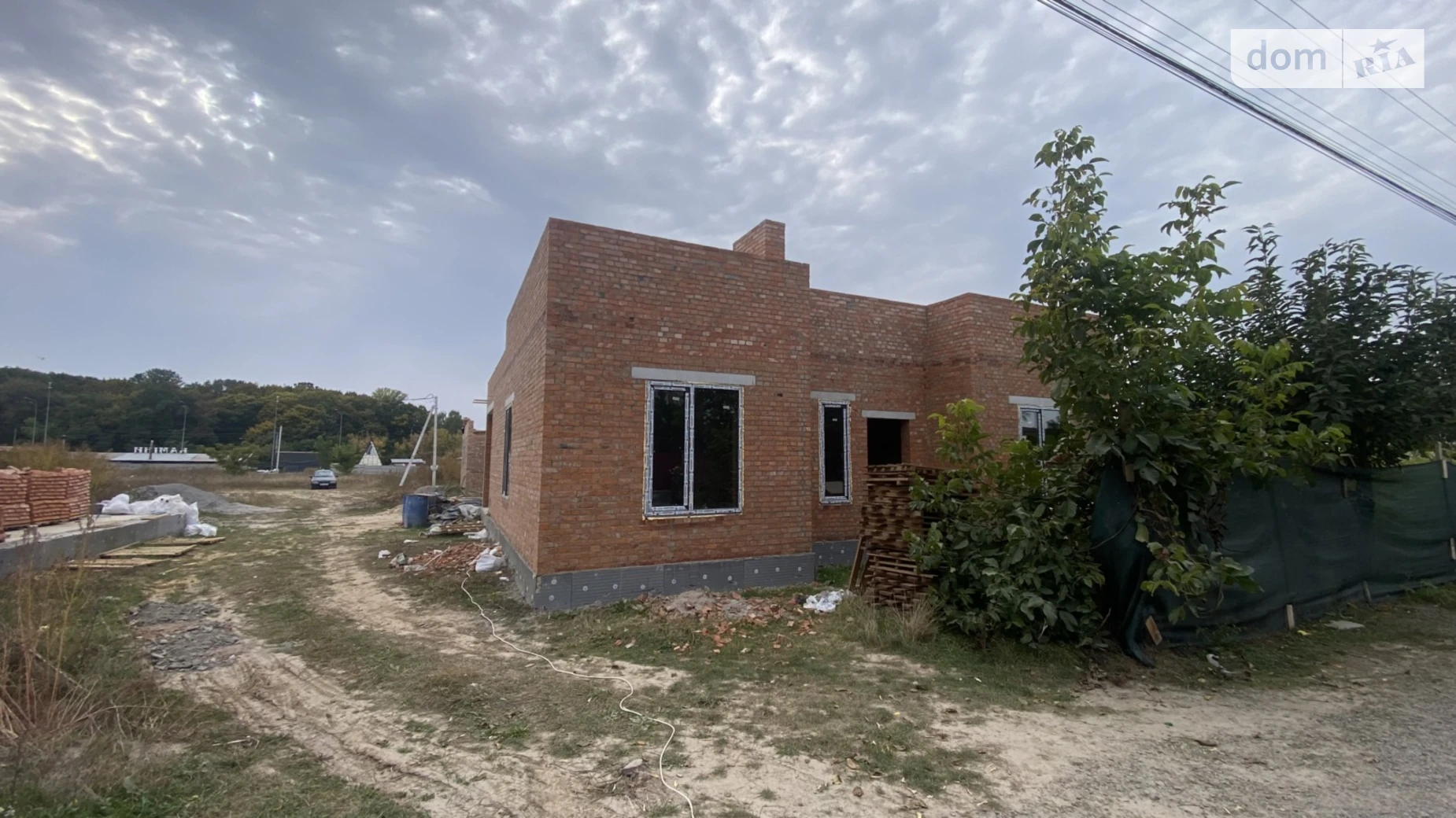 Продается одноэтажный дом 120 кв. м с гаражом, цена: 132000 $ - фото 2