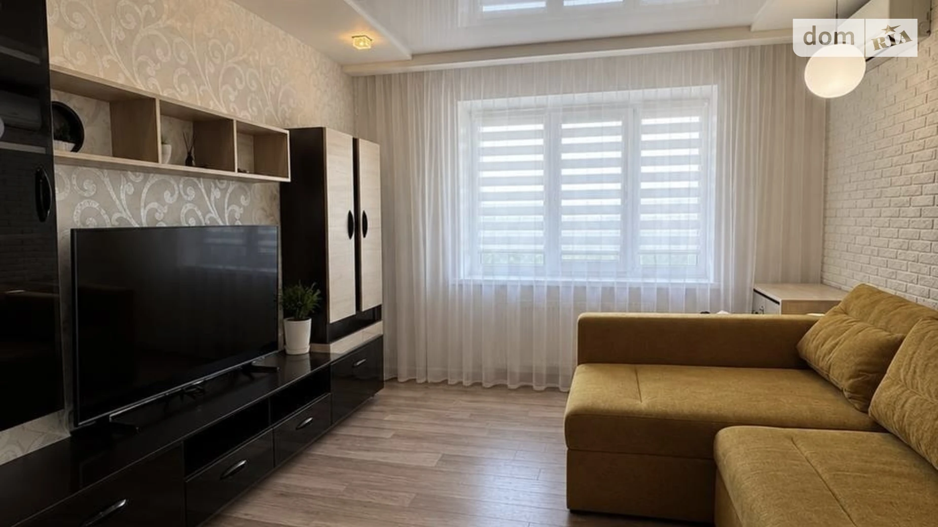Продается 3-комнатная квартира 77.3 кв. м в Черкассах, ул. Королева Академика, 16/1 - фото 2