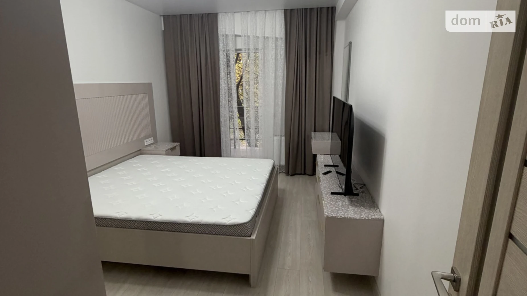 Здається в оренду 2-кімнатна квартира 62 кв. м у Чернівцях, просп. Незалежності, 121Б - фото 2