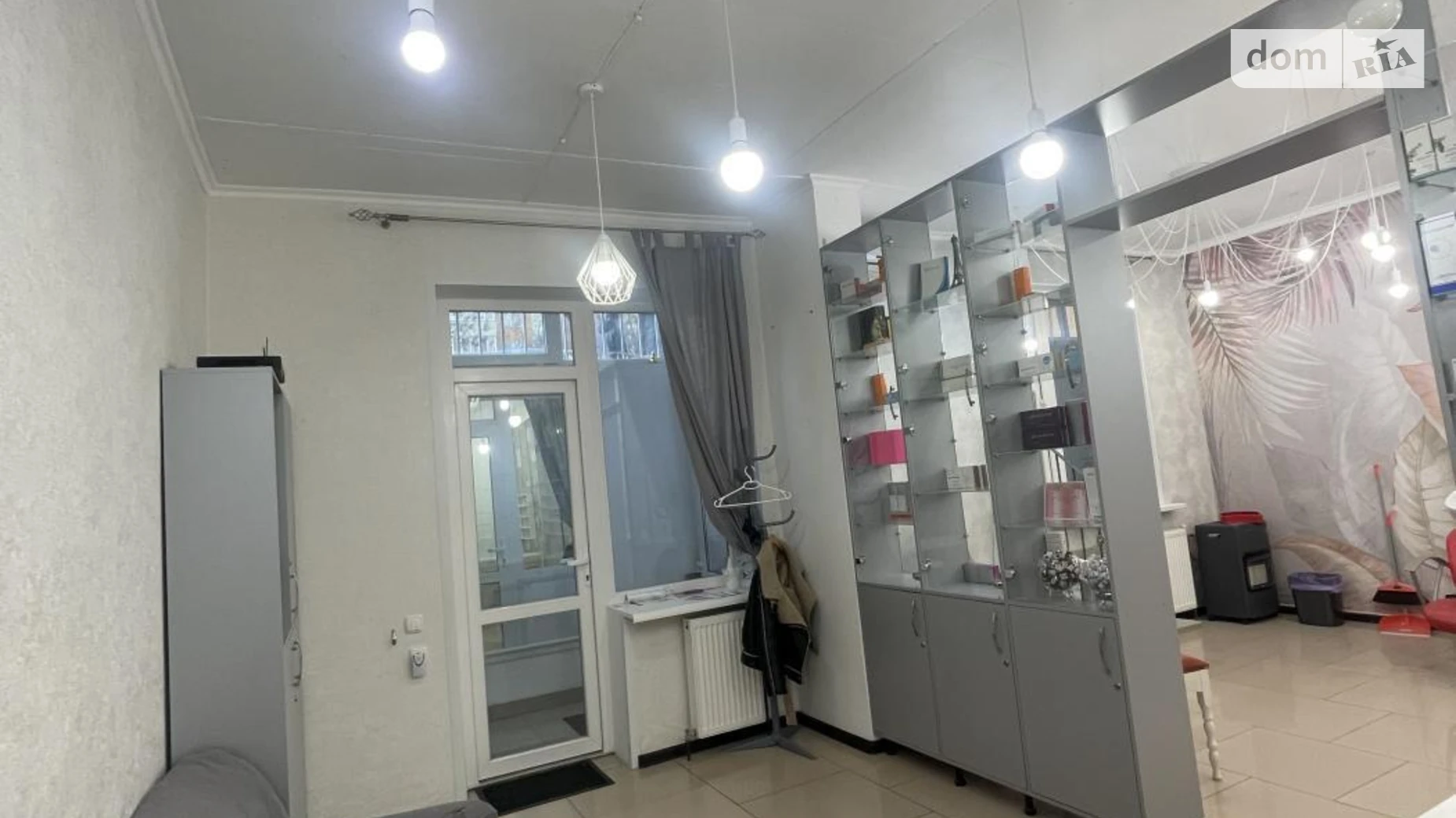 Продается офис 55 кв. м в бизнес-центре, цена: 36000 $ - фото 4