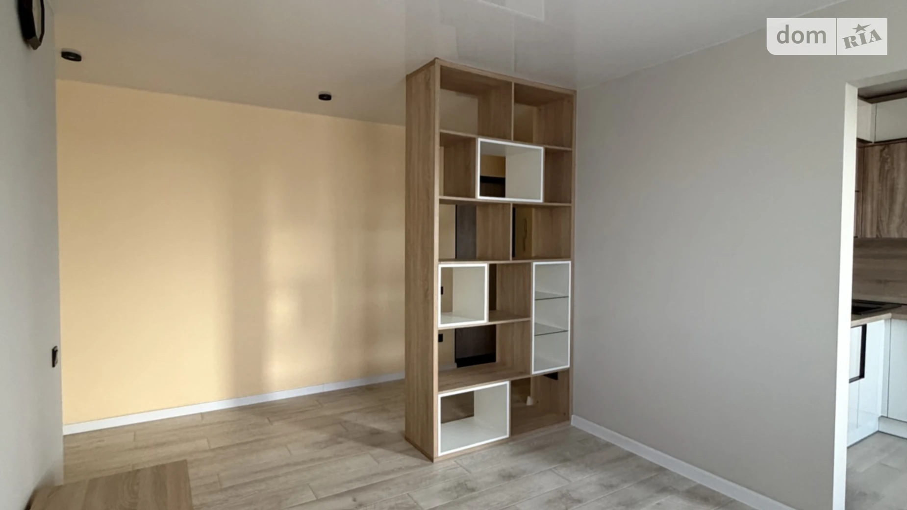 Продається 3-кімнатна квартира 62 кв. м у Кривому Розі, просп. Миру, 7 - фото 2