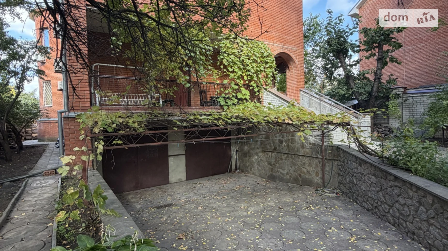 Продается дом на 3 этажа 650 кв. м с беседкой, цена: 700000 $ - фото 5
