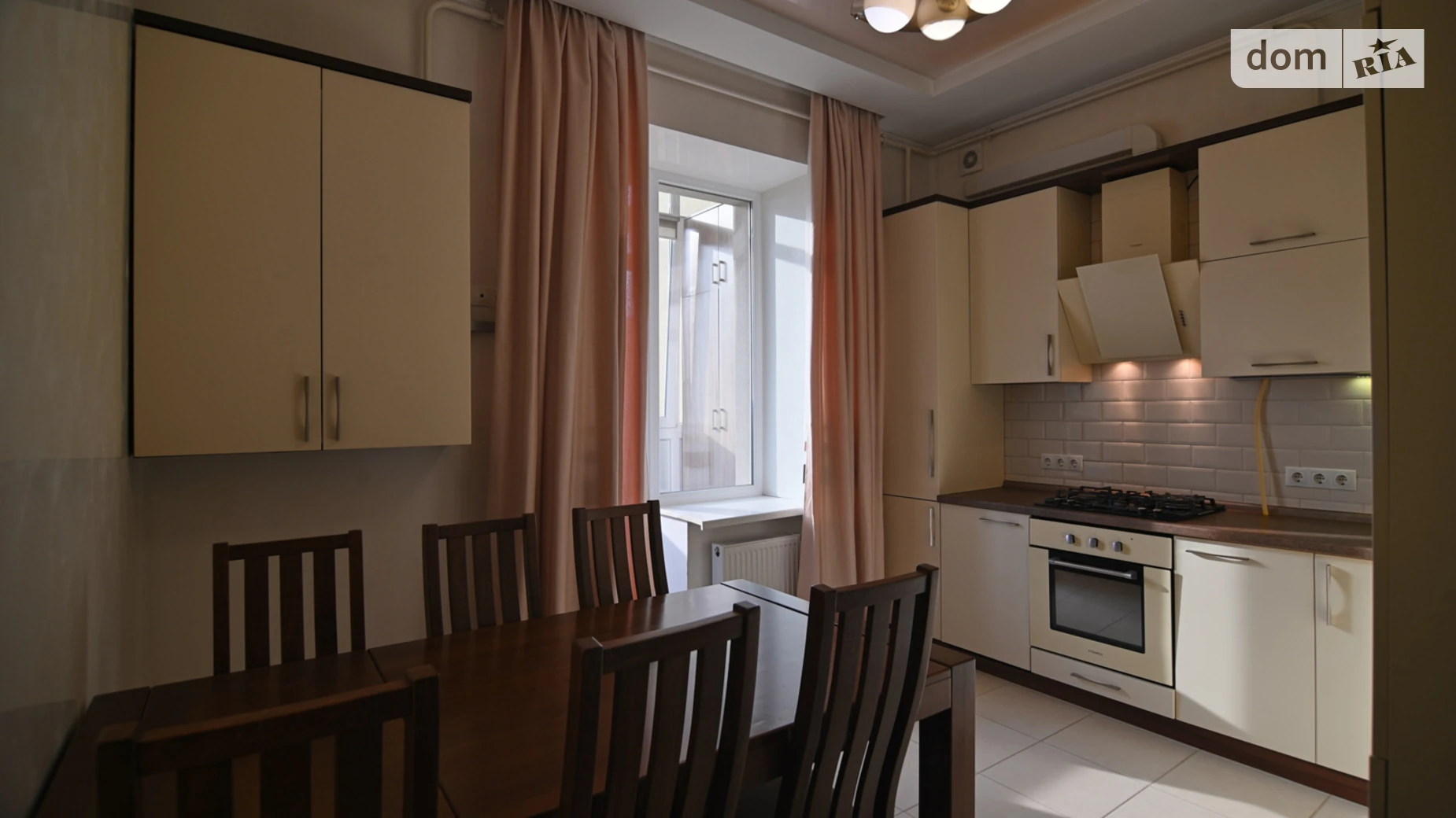 Продается 3-комнатная квартира 82 кв. м в Ровно, ул. Гайдамацкая, 2В - фото 5