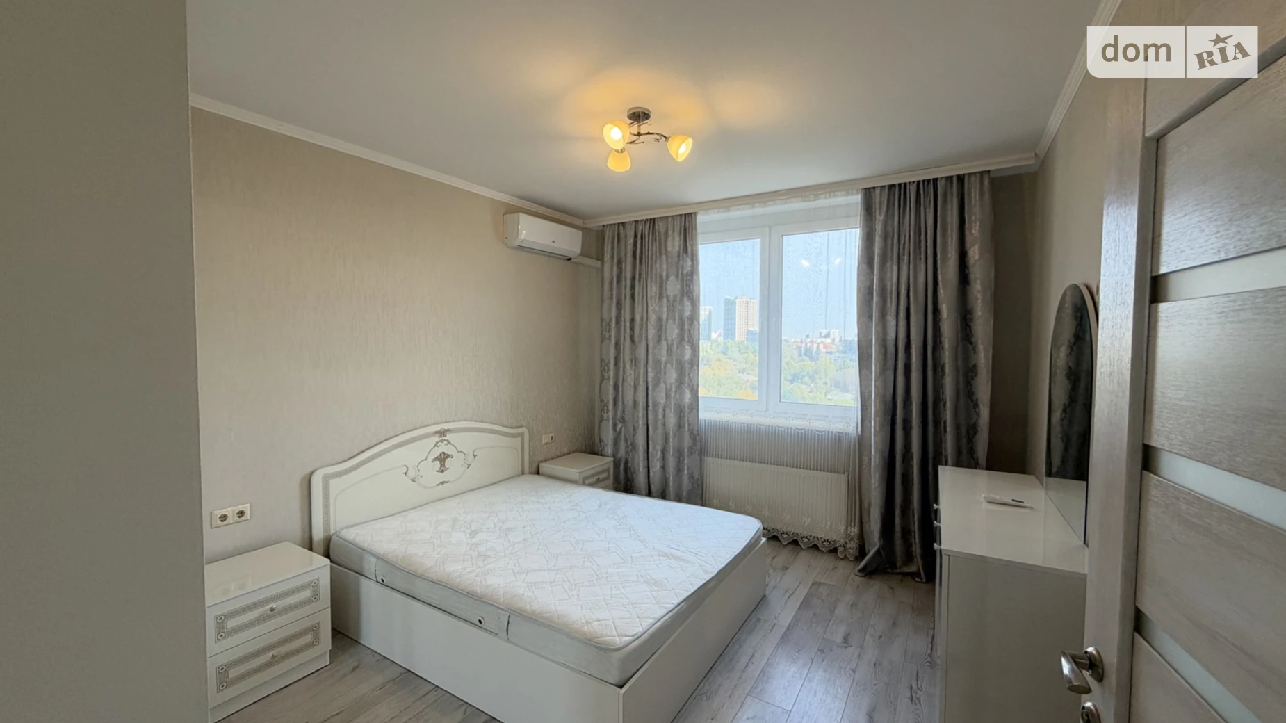Продается 1-комнатная квартира 46 кв. м в Броварах, ул. Шевченко - фото 2