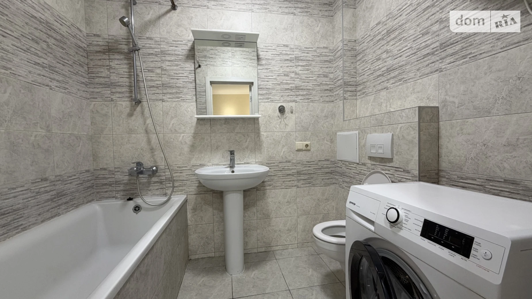 Продается 1-комнатная квартира 46 кв. м в Броварах, ул. Шевченко - фото 3