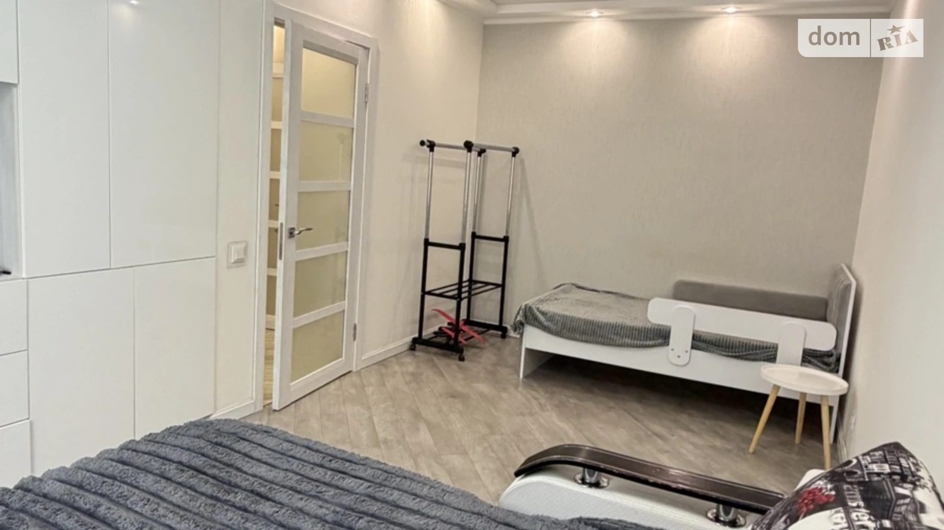 Продається 1-кімнатна квартира 38 кв. м у Києві, вул. Софії Русової, 7 - фото 2