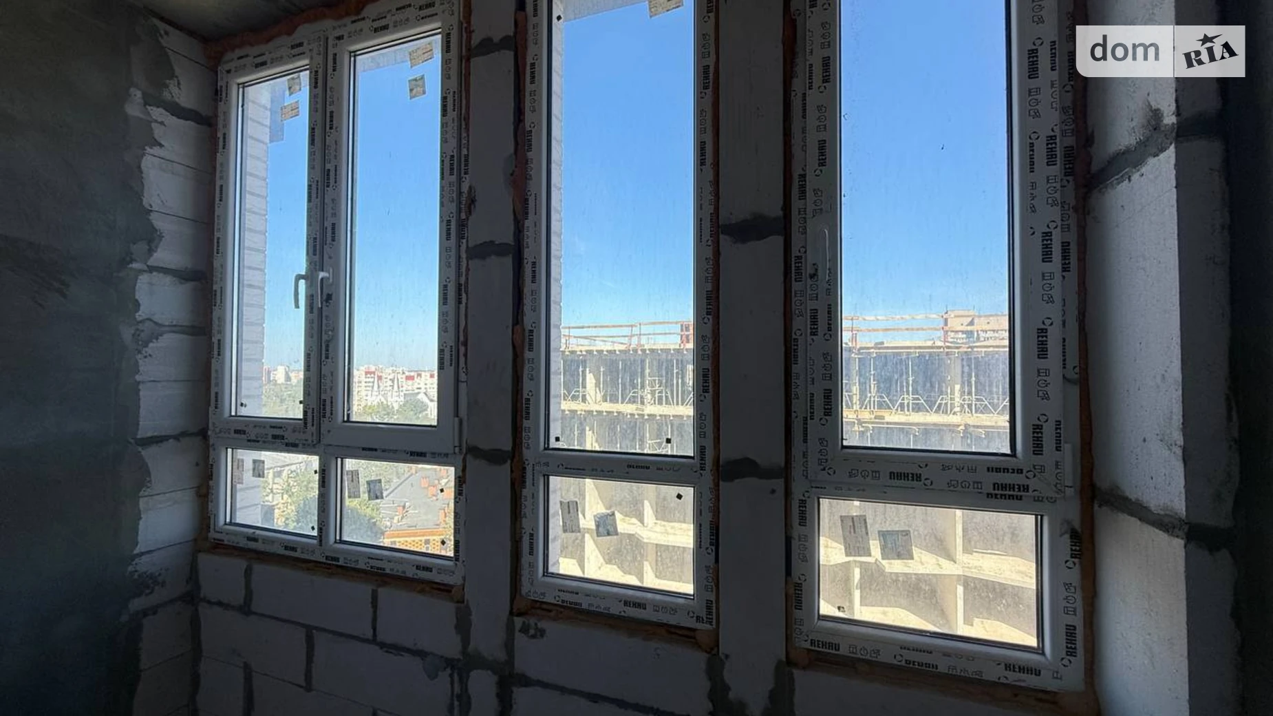 Продается 3-комнатная квартира 98.3 кв. м в Одессе, ул. Прохоровская, 40 - фото 2