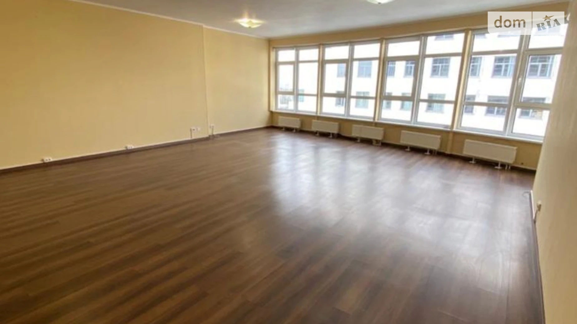 Здається в оренду офіс 95 кв. м в бізнес-центрі, цена: 750 $ - фото 2