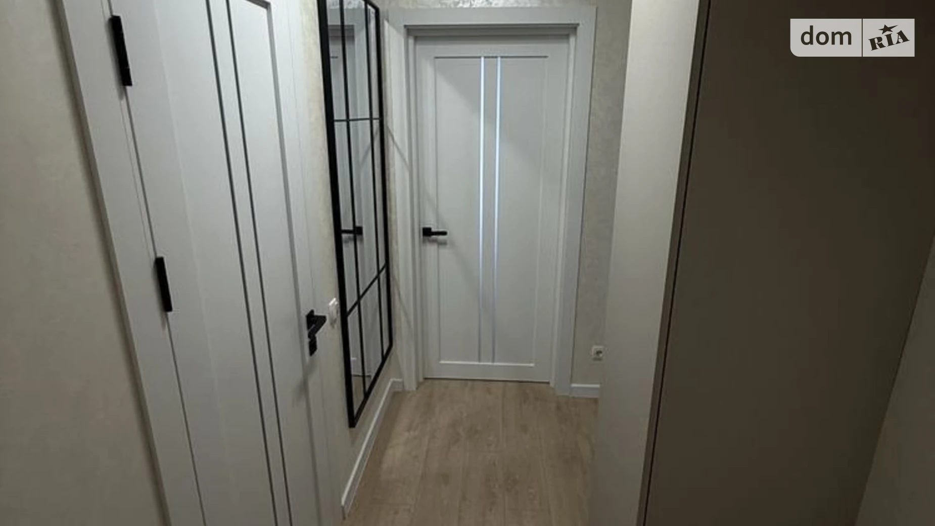 Продается 1-комнатная квартира 43 кв. м в Ровно, ул. Елены Телиги, 18 - фото 5