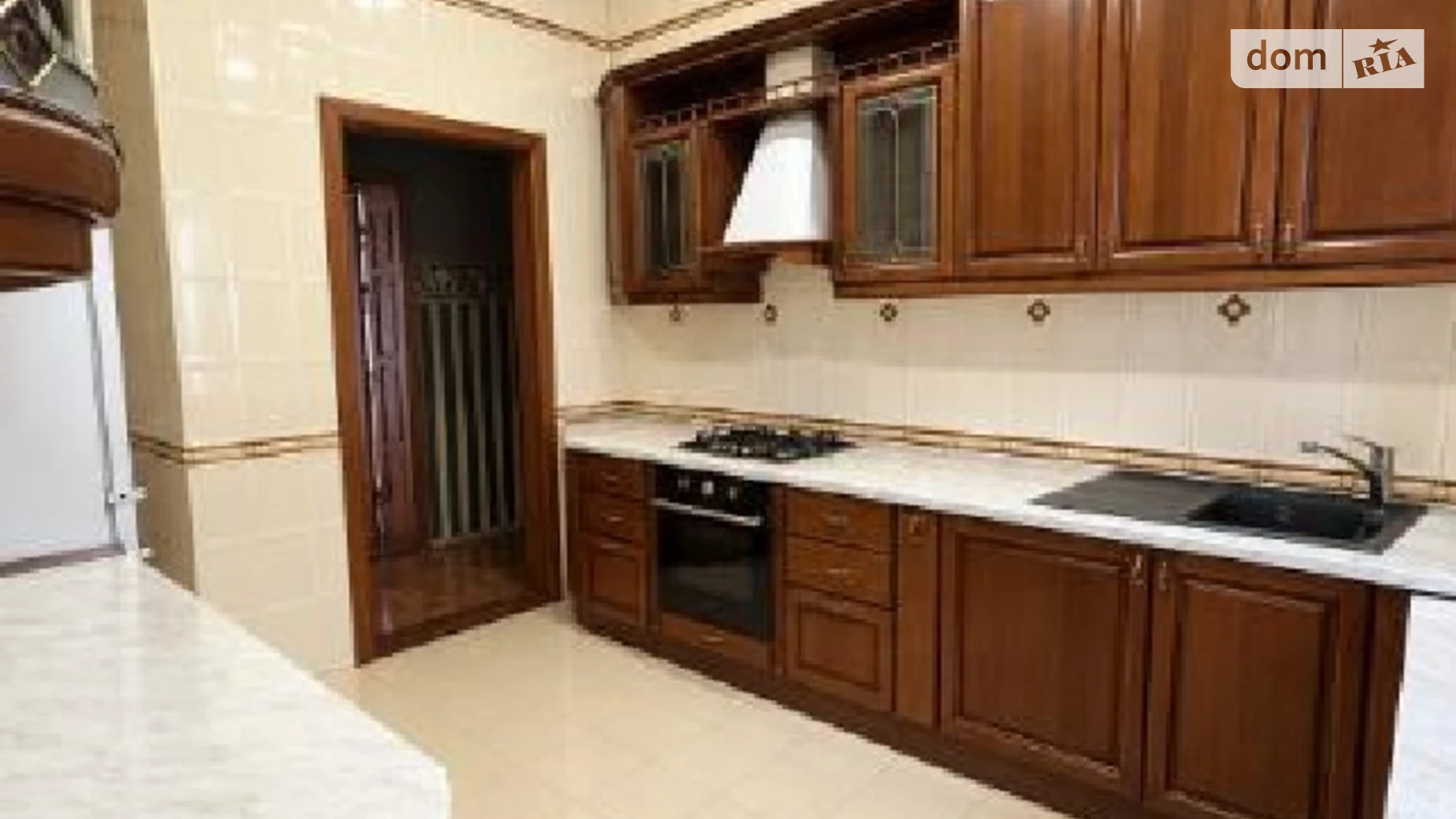 Продається будинок 3 поверховий 383 кв. м с басейном, цена: 349000 $ - фото 2