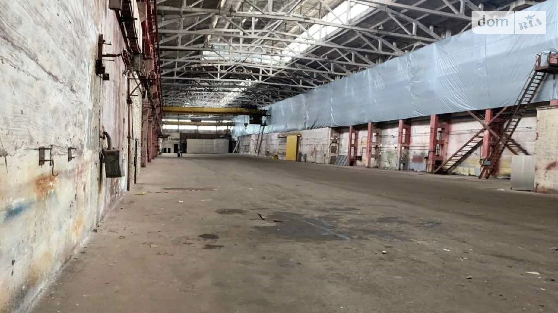 Сдается в аренду помещения свободного назначения 6186.4 кв. м в 3-этажном здании, цена: 150000 грн - фото 5