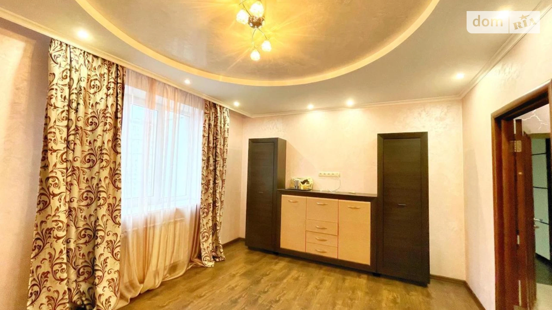 Сдается в аренду 2-комнатная квартира 76.1 кв. м в Харькове, ул. Залесская, 5 - фото 2